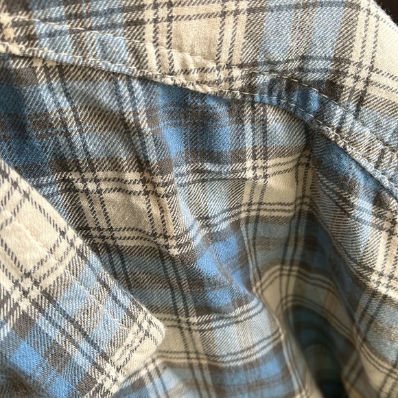 Red Head brand lightweight flannel, XL. - Picture 3 of 4